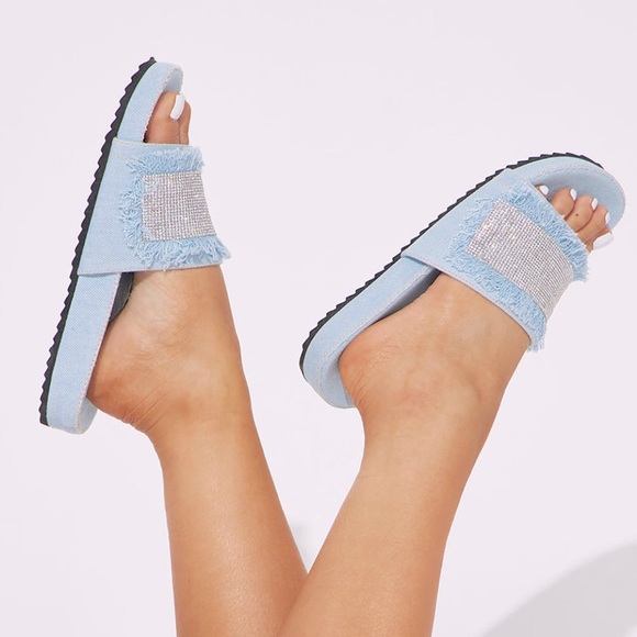 24 HOUR SALE $15🩵New Light Wash Jean Embellished 💎 Slides - Picture 2 of 2